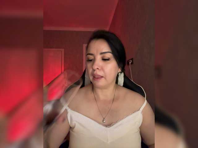 Milashka66 live cam