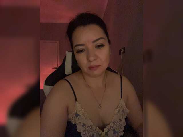 Milashka66 live cam on BongaCams