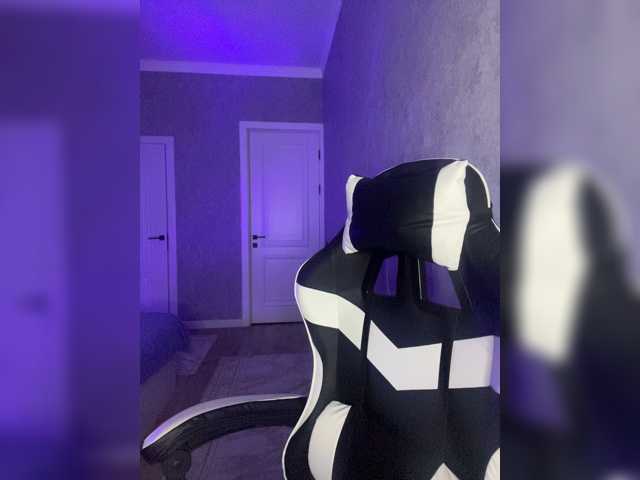 Milashka66 live cam on BongaCams