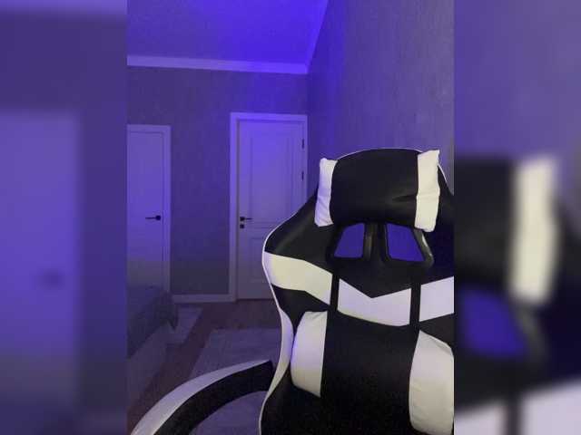 Milashka66 live cam