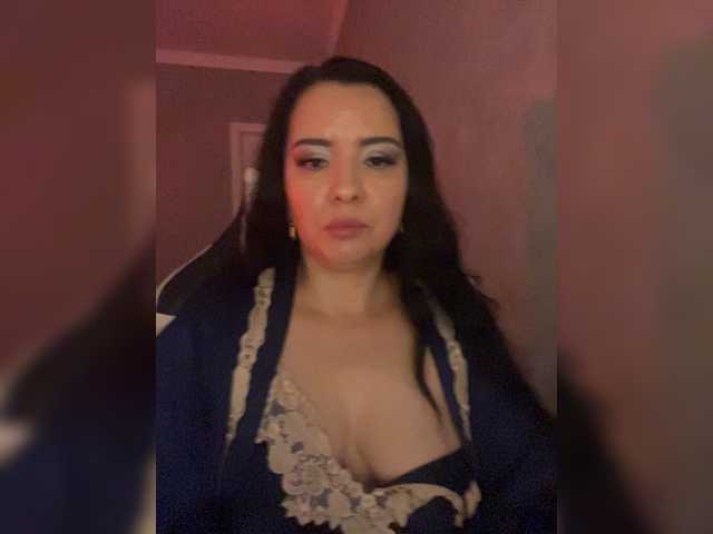 Milashka66 live cam on BongaCams