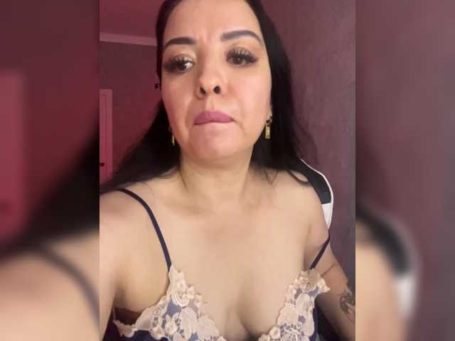 Milashka66 live cam