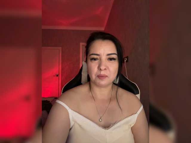 Milashka66 live cam