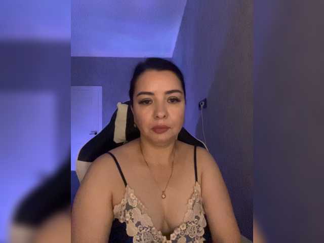 Milashka66 live cam on BongaCams