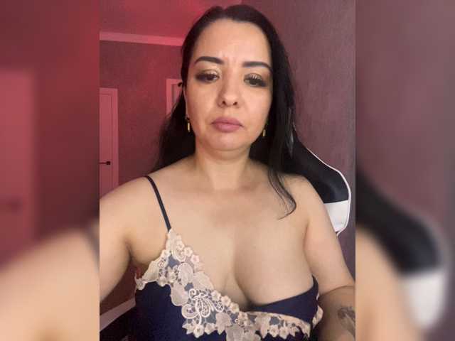 Milashka66 live cam