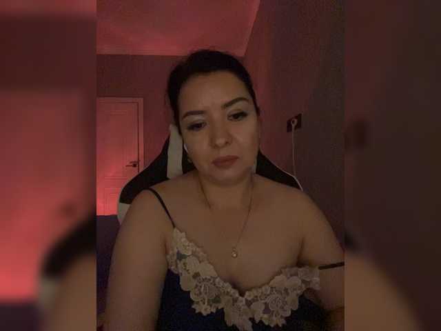 Milashka66 live cam on BongaCams