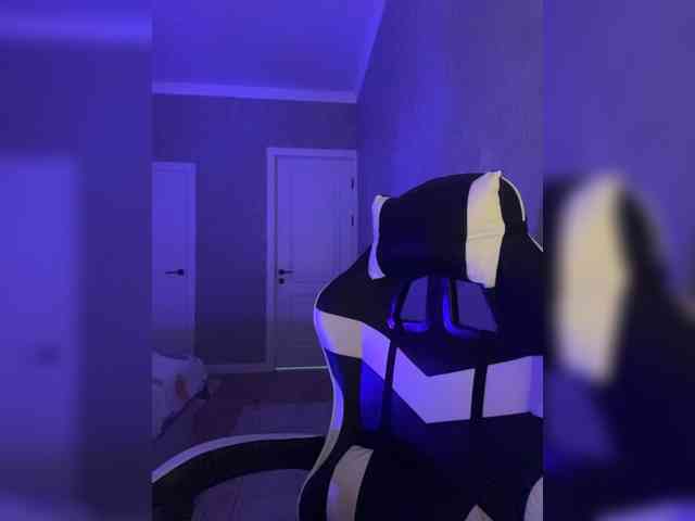 Milashka66 webcam