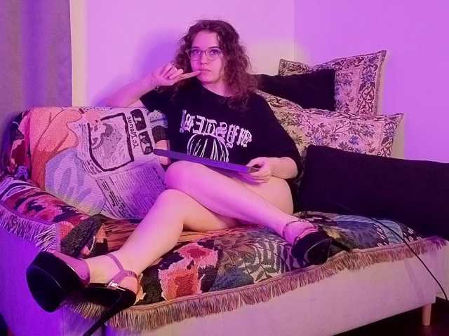 LiliaBellini live cam on BongaCams