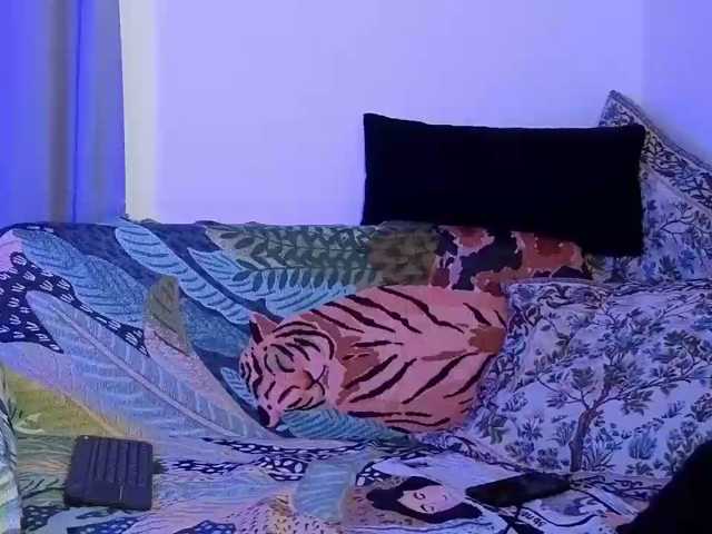 LiliaBellini live cam on BongaCams