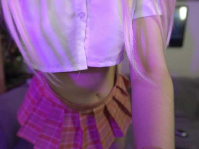 LiliaBellini live cam on BongaCams