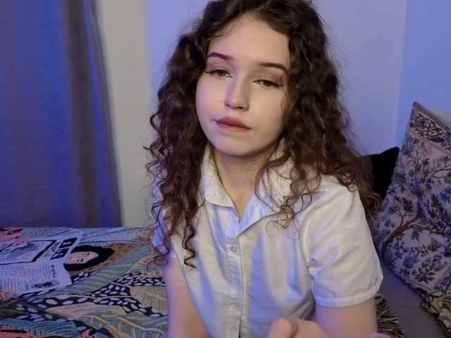 LiliaBellini live cam on BongaCams