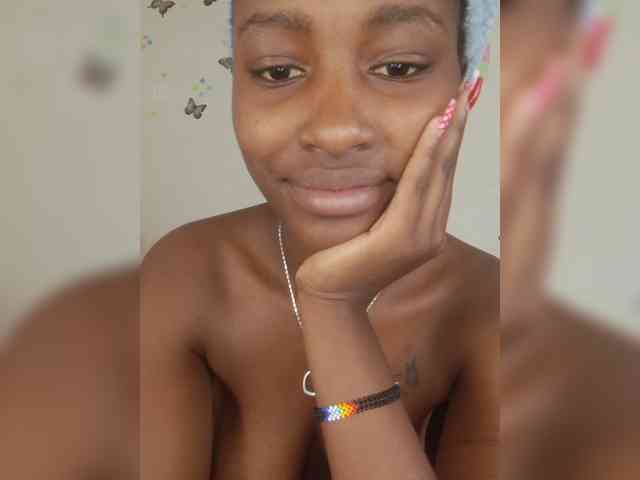 Babygirl2540 webcam