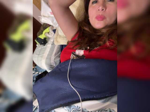 Qlona live cam on BongaCams