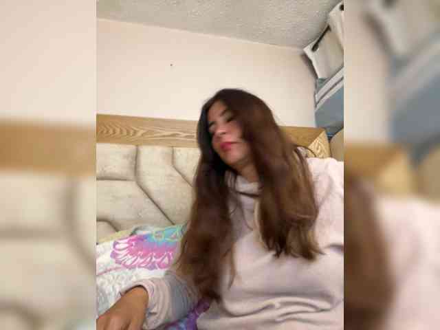 Qlona's webcam live show