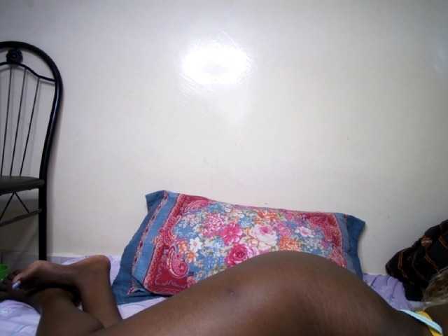 prettyness live cam preview