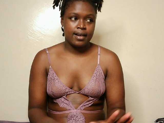 prettyness live cam preview