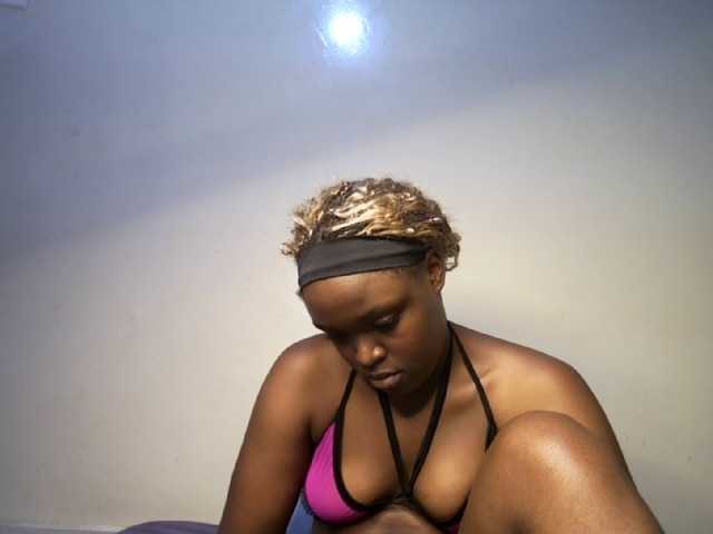 prettyness live cam preview