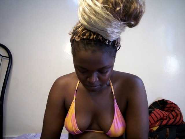 prettyness live cam preview