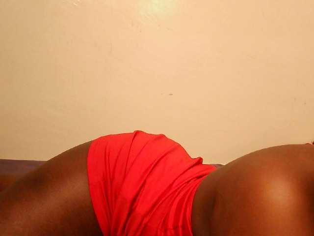 prettyness live cam on BongaCams