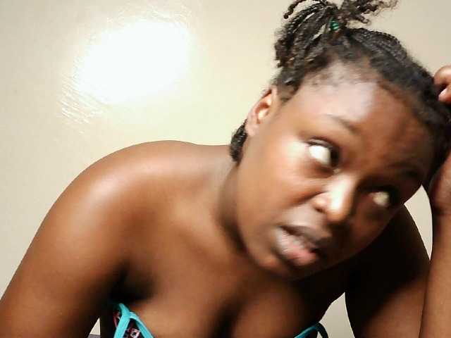 prettyness live cam preview