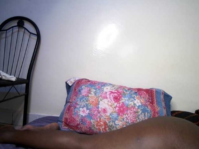 prettyness live cam on BongaCams