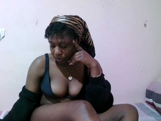sexxy-freaky, live now on BongaCams