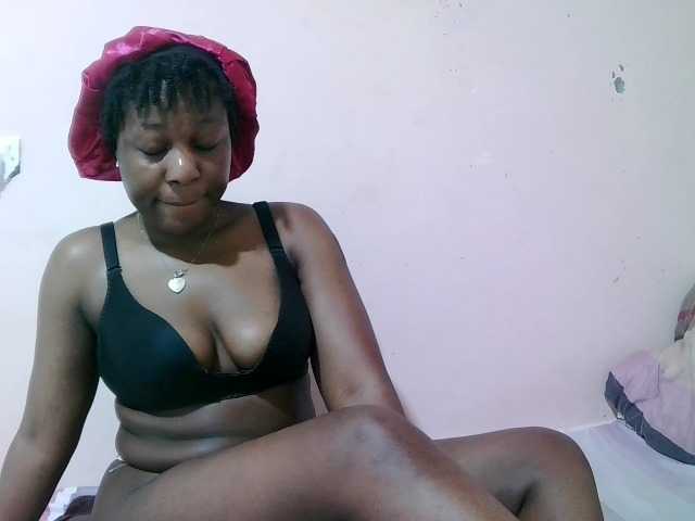 sexxy-freaky live cam on BongaCams