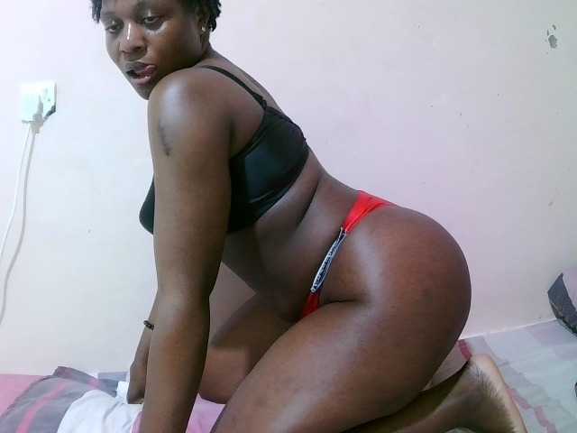 sexxy-freaky, en directo ahora en BongaCams