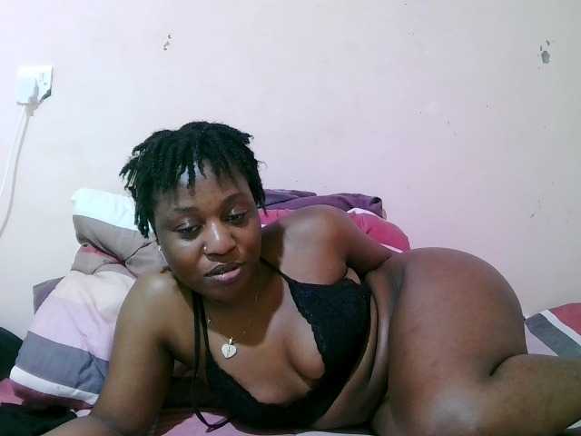 sexxy-freaky live cam preview