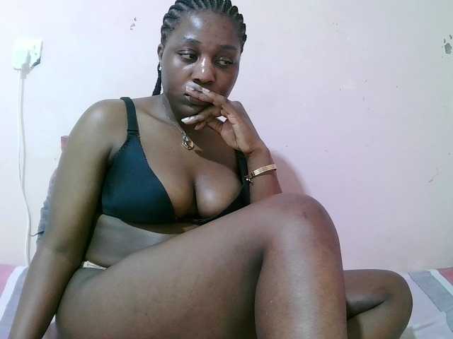 sexxy-freaky live cam on BongaCams