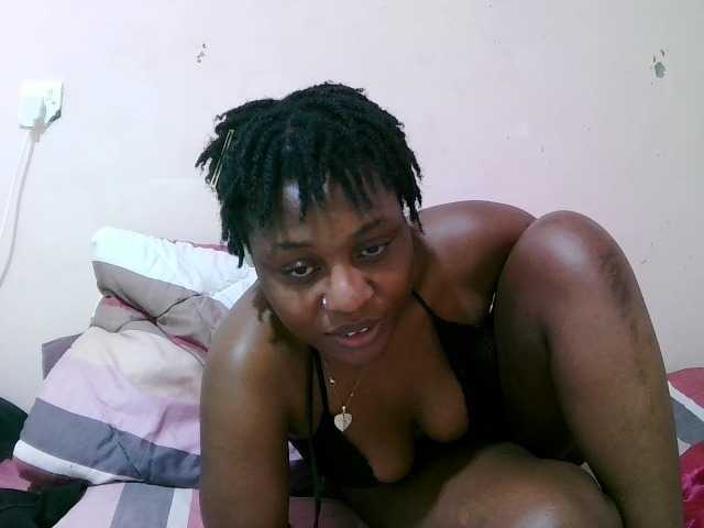 sexxy-freaky live cam on BongaCams