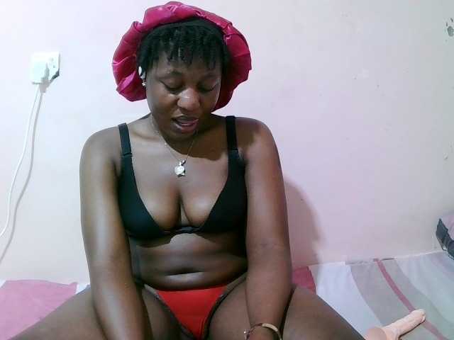 sexxy-freaky, en directo ahora en BongaCams