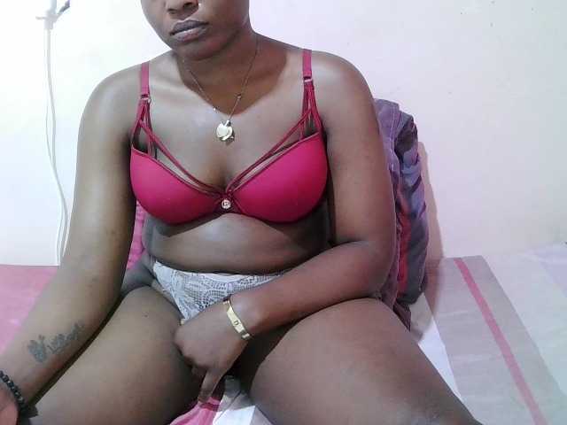 sexxy-freaky live cam on BongaCams