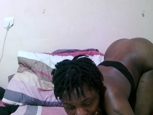 sexxy-freaky live cam preview