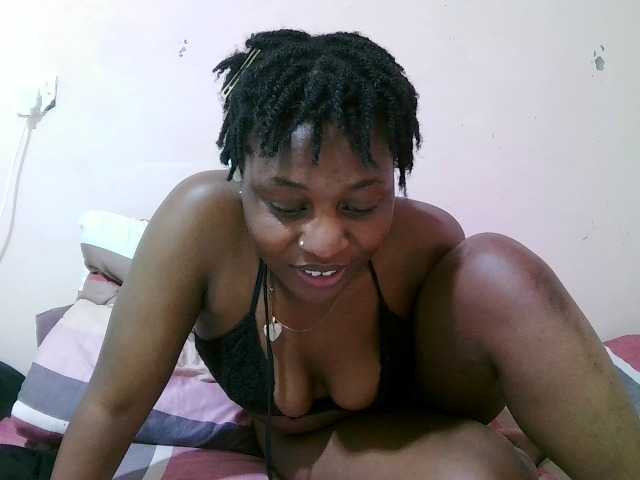 sexxy-freaky, live now on BongaCams