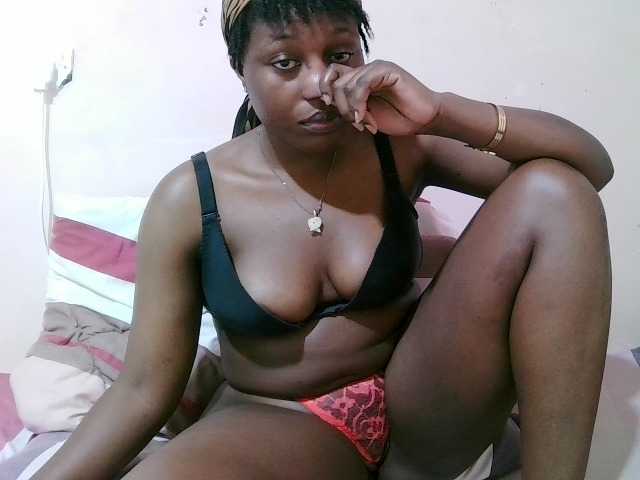 sexxy-freaky live cam on BongaCams