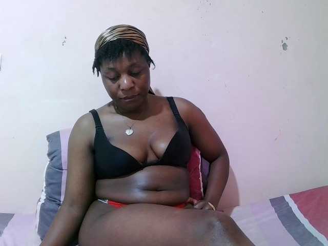sexxy-freaky live cam on BongaCams