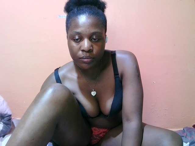 sexxy-freaky live cam on BongaCams