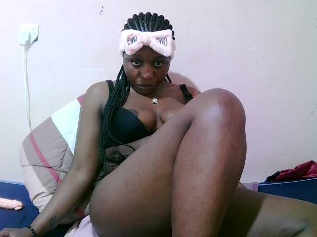 sexxy-freaky live cam on BongaCams