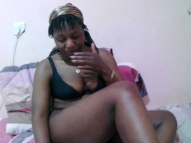 sexxy-freaky live cam on BongaCams