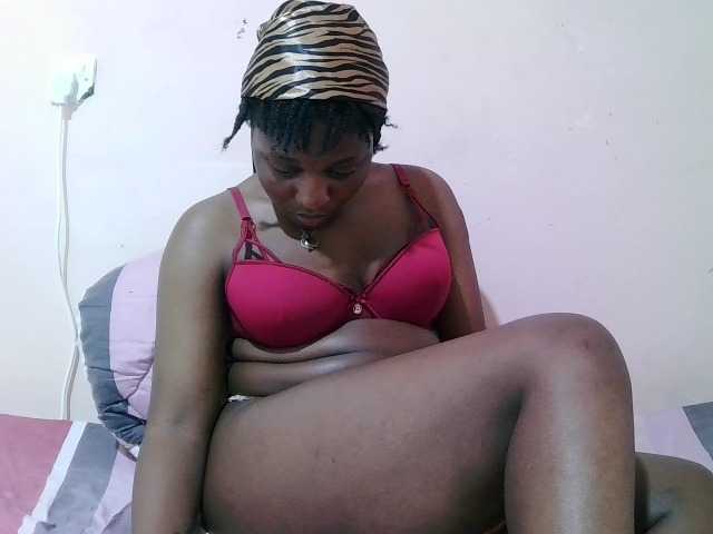 sexxy-freaky live cam on BongaCams