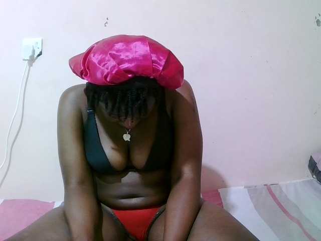 sexxy-freaky live cam on BongaCams