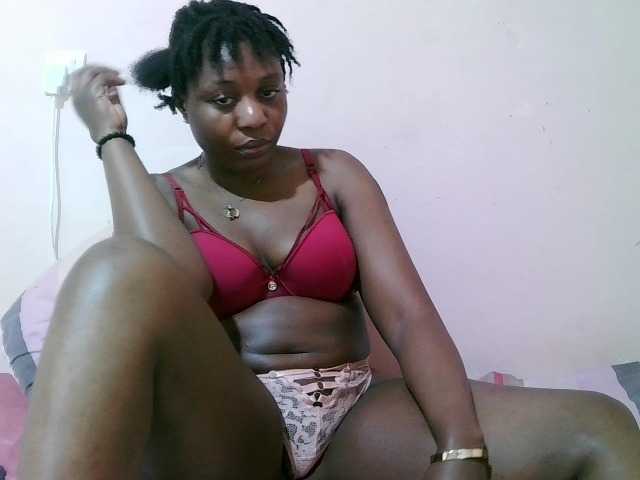 sexxy-freaky live cam on BongaCams