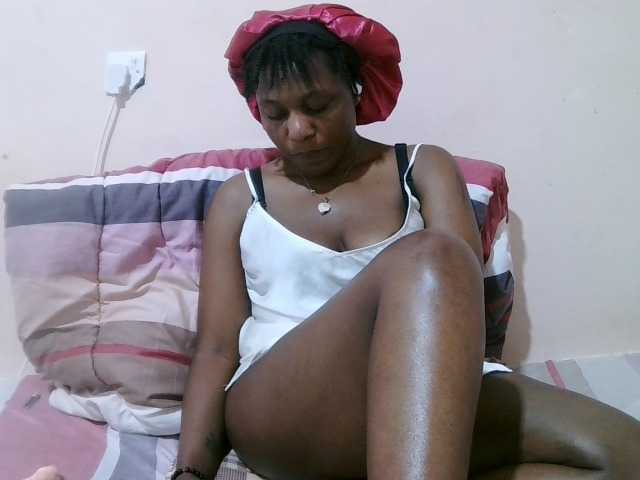 sexxy-freaky, en directo ahora en BongaCams