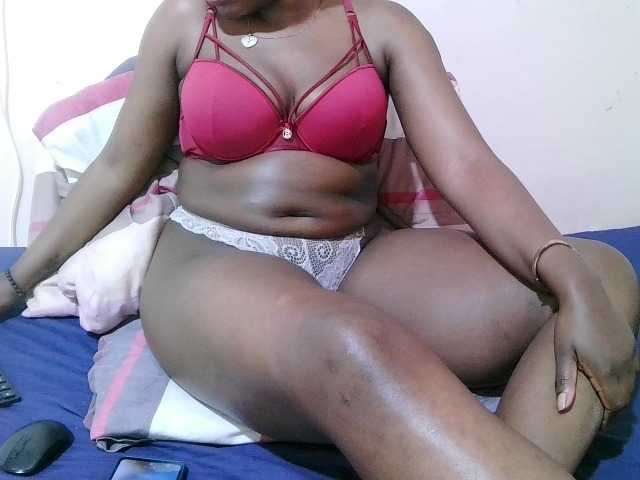 sexxy-freaky live cam on BongaCams