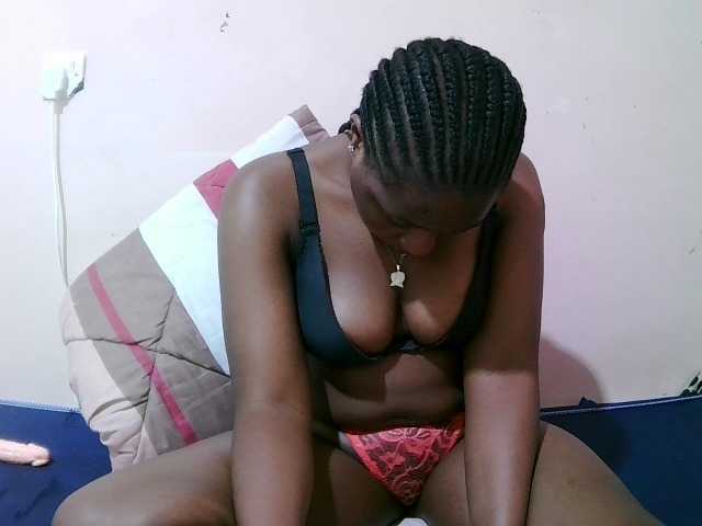 sexxy-freaky live cam on BongaCams