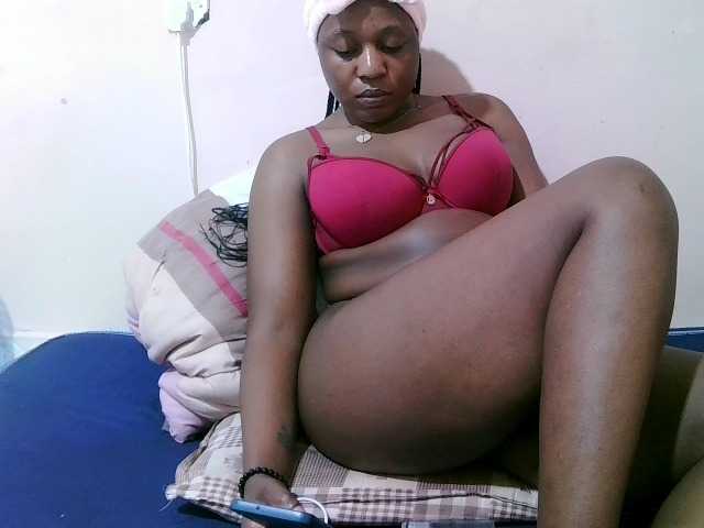 sexxy-freaky live cam on BongaCams