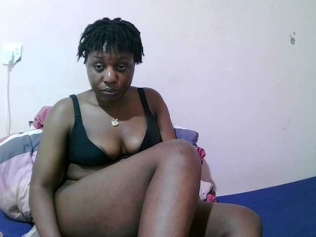 sexxy-freaky live cam preview