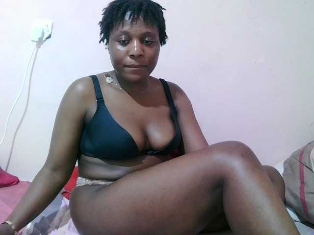 sexxy-freaky live cam on BongaCams