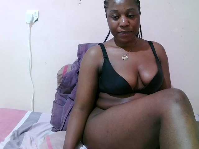 sexxy-freaky live cam on BongaCams